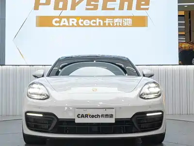 Porsche Panamera 2024