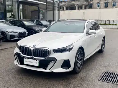 BMW i5 2024