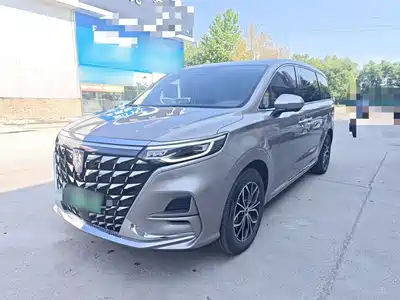 Roewe iMAX8 EV 2024