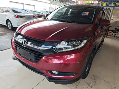 Honda Vezel 2015