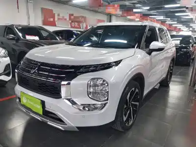 Mitsubishi Outlander 2022