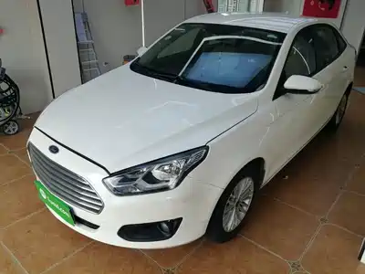 Ford Escort 2015