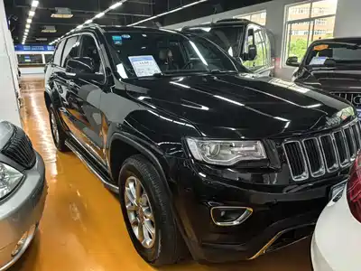 Jeep Grand Cherokee (Import) 2015