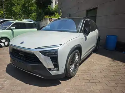 NIO ES8 2022