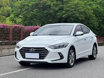 Hyundai Elantra 2018