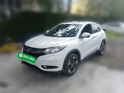 Honda Vezel 2016