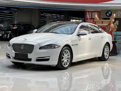 Jaguar XJ 2016