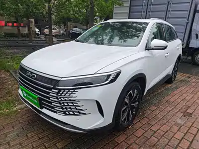BYD Seal 05 DM-i 2025