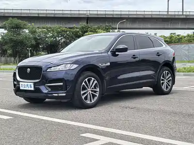 Jaguar F-PACE 2018