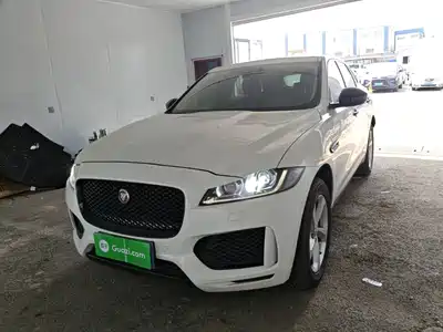 Jaguar F-PACE 2020