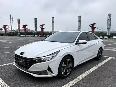 Hyundai Elantra 2023