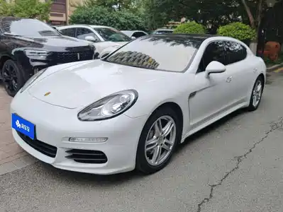 Porsche Panamera 2016