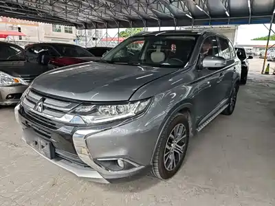 Mitsubishi Outlander 2018
