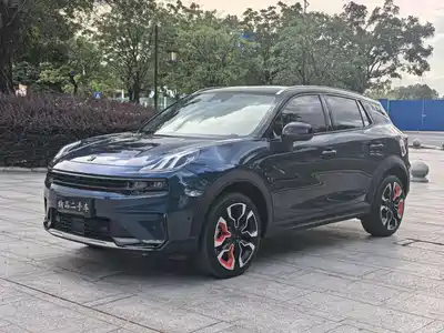 Lynk & Co 06 2022
