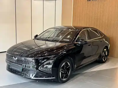 Wuling Motors Starlight 2024