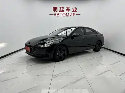 Hyundai Elantra 2022