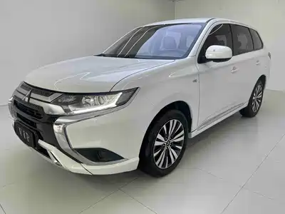 Mitsubishi Outlander 2021