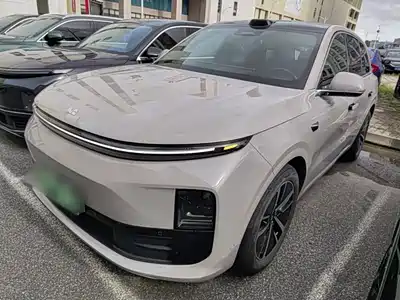 Li Auto L6 2024