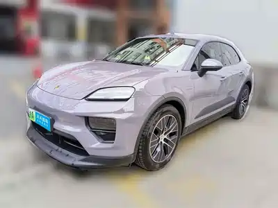 Porsche Macan EV 2025
