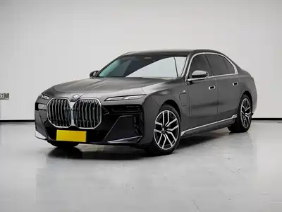 BMW i7 2023
