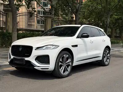 Jaguar F-PACE 2024