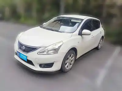 Nissan Tiida 2013
