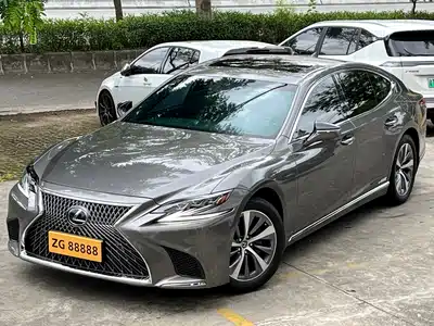 Lexus LS 2019