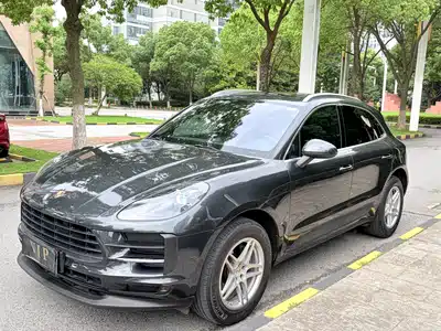 Porsche Macan 2020
