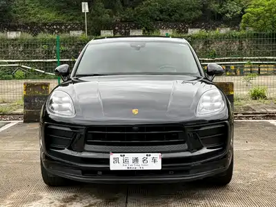 Porsche Macan 2023
