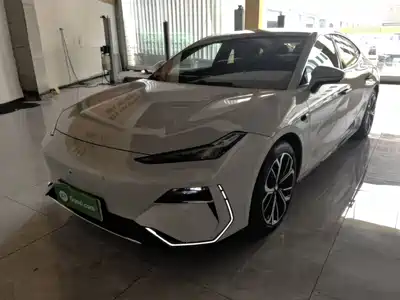 Geely Galaxy E8 2025