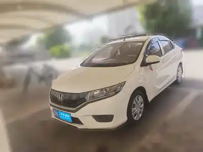 Honda Greiz 2016
