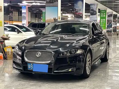 Jaguar XF 2011