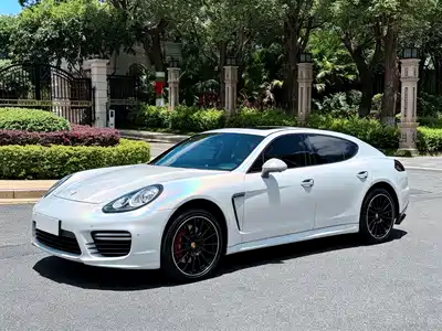 Porsche Panamera 2015