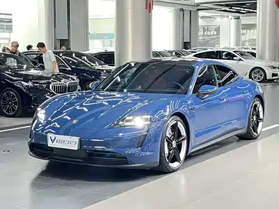 Porsche Taycan 2021