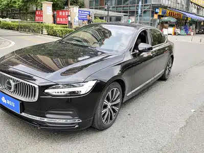 Volvo S90 2022