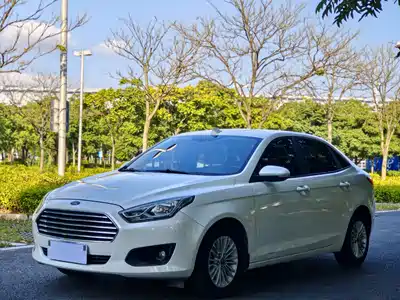 Ford Escort 2015