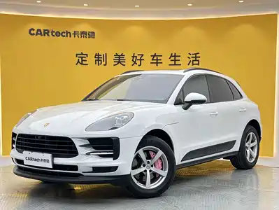 Porsche Macan 2021