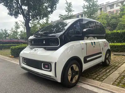 Baojun E300 2020