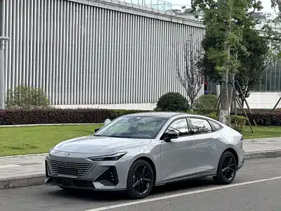 Changan UNI-V 2024