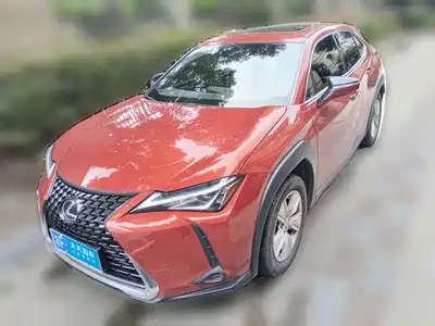 Lexus UX 2021