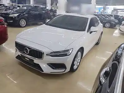 Volvo S60 2021