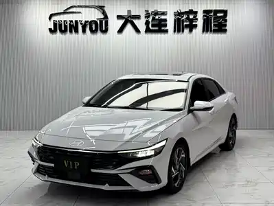 Hyundai Elantra 2024