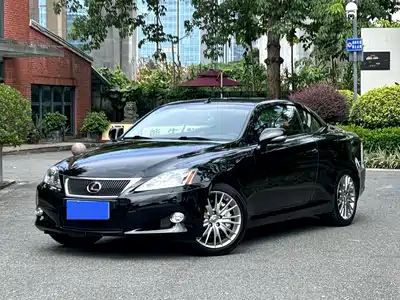 Lexus IS 2010