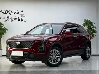 Cadillac XT4 2025