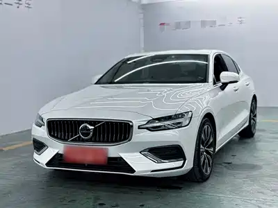 Volvo S60 2024