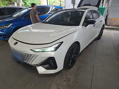 Changan UNI-V 2024