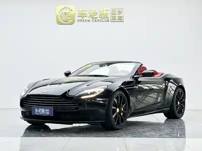 Aston Martin DB11 2022