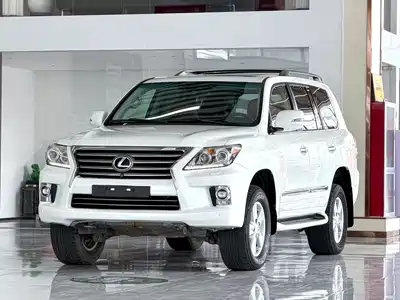 Lexus LX 2014