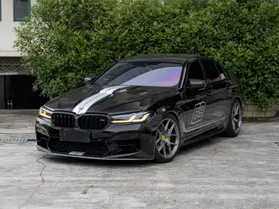 BMW M5 2021