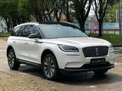 Lincoln Adventurer 2021